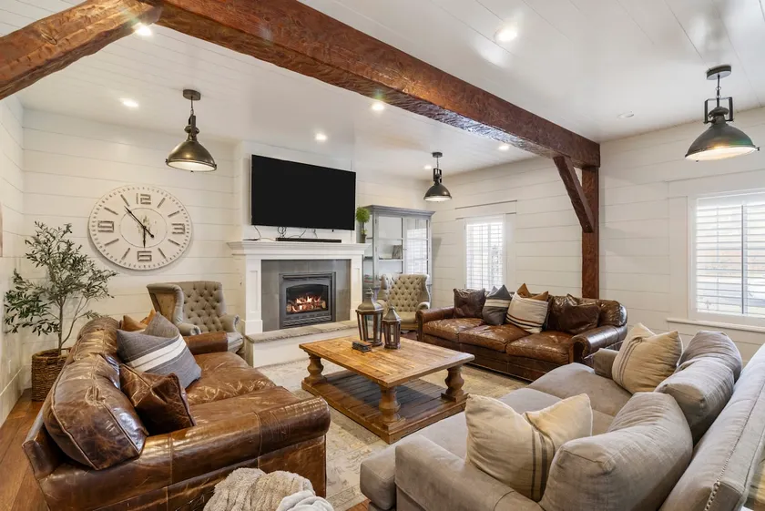 Modern farmhouse w/hot tub near Sundance/BYU - Image 1