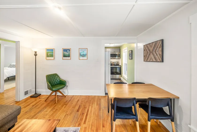 Stowe Village Area · 2BR Farm Loft · Dogs Welcome - Image 1