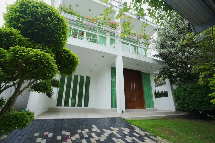 Entire Luxury Villa - Princess Gate - 8 Guests - Image 1