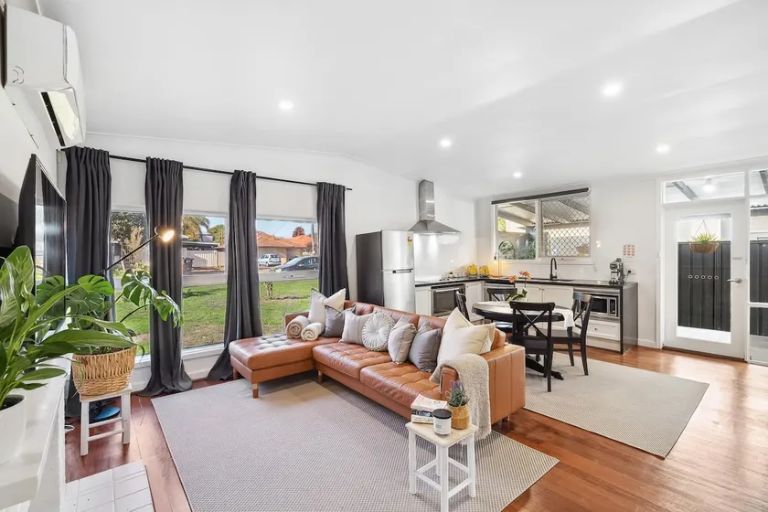 Peaceful Family Retreat near Airport & City - Image 1