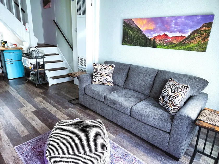 Central Suite - Image 1