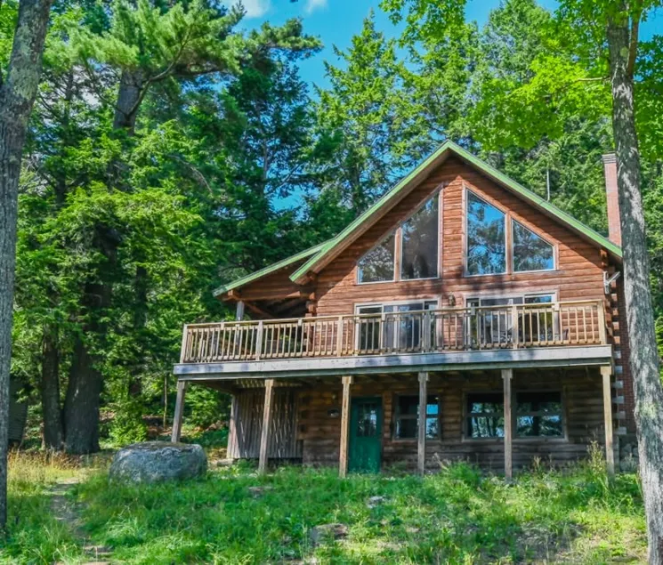 Stunning waterfront Lucerne views, private dock - Image 1