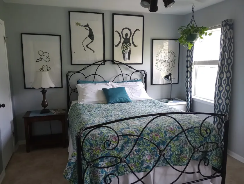 Charming 3 BR/ 2 BA 1.5 miles to Downtown  Fairhope! - Image 1