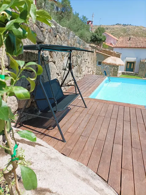 70m2 attic refuge in the center of Castelo Novo - Image 1