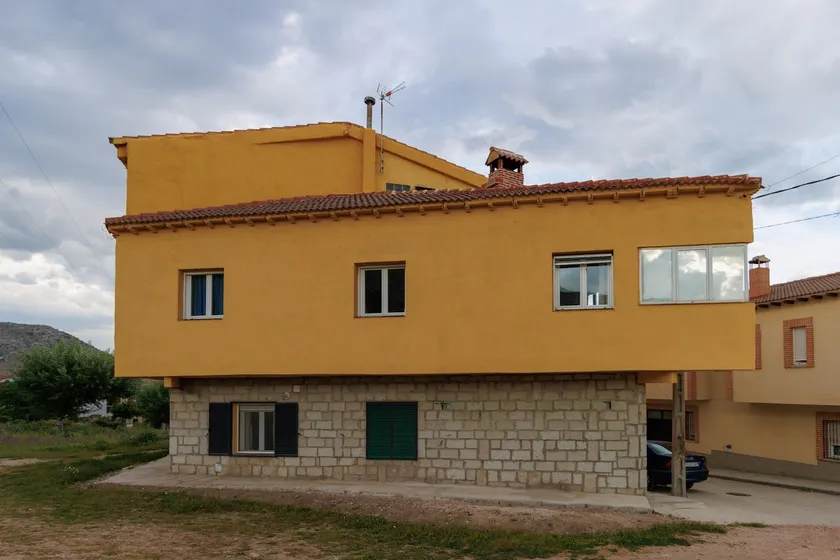 A large house ideal for relaxing and enjoying - Image 1