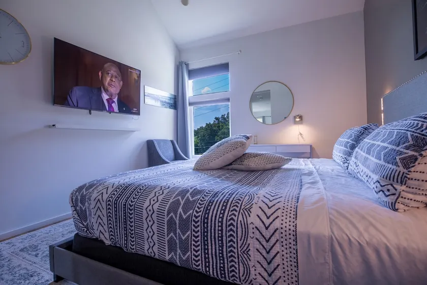 Incline Home King+Queen with Free Parkings - Image 1