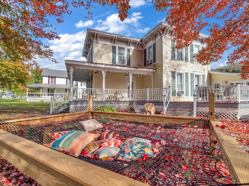 Historic Victorian | Hot Tub, Arcade, Sleeps 14 - Image 1