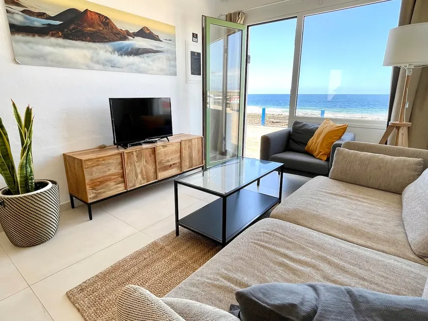 Weybeach1 -shared terrace,ocean view,sea frontline - Image 1