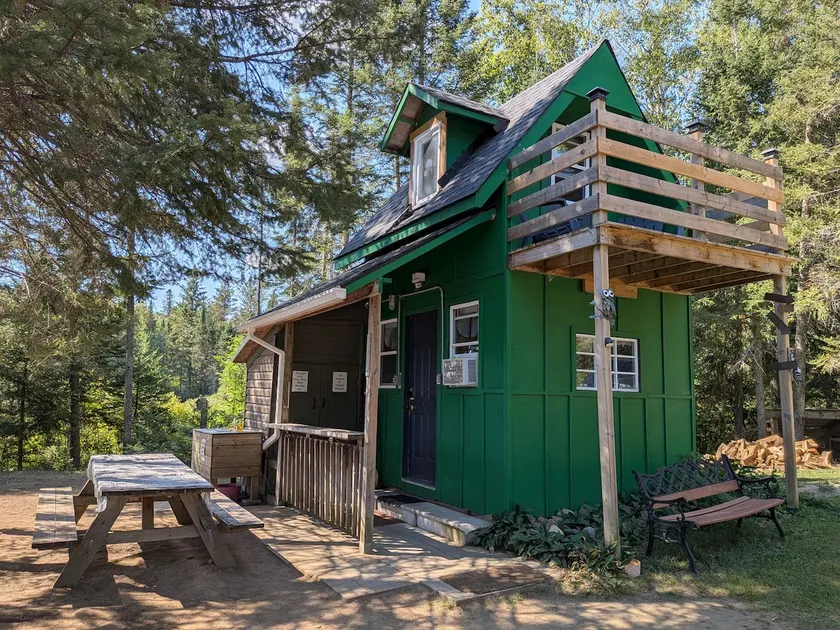 Private waterfront bunkie cabin + RV trailer - Image 1