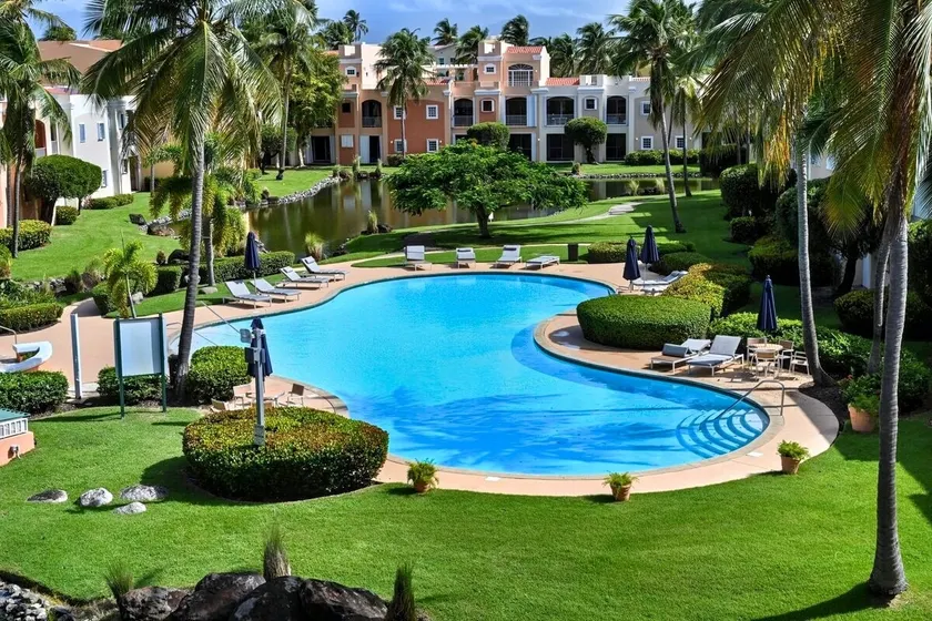 Spacious 3BR PH Sleeps 8 Pool + Golf + Palmas 726 - Image 1