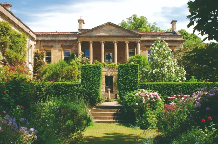 Kiftsgate Court in the Cotswolds - Image 1