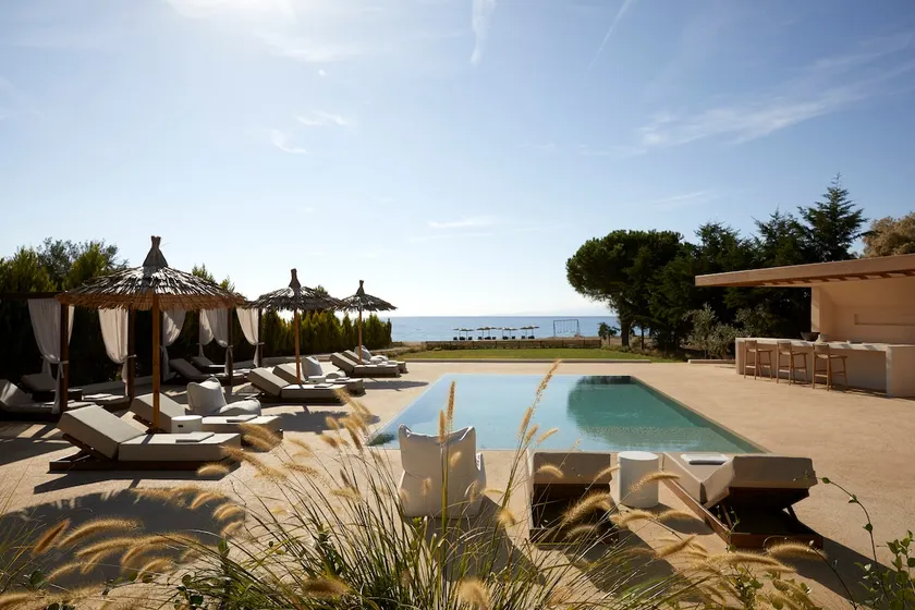 Villa Merilen Luxury, Private, Seafront with Pool - Image 1