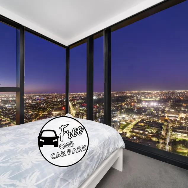 68F Wall-to-Glass MelbCBD. 2BR2Bath. 6Pax. CarPark - Image 1