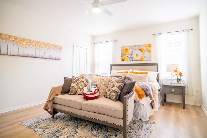 Luxury DreamStay Miami 3/2 King Suite - Image 1