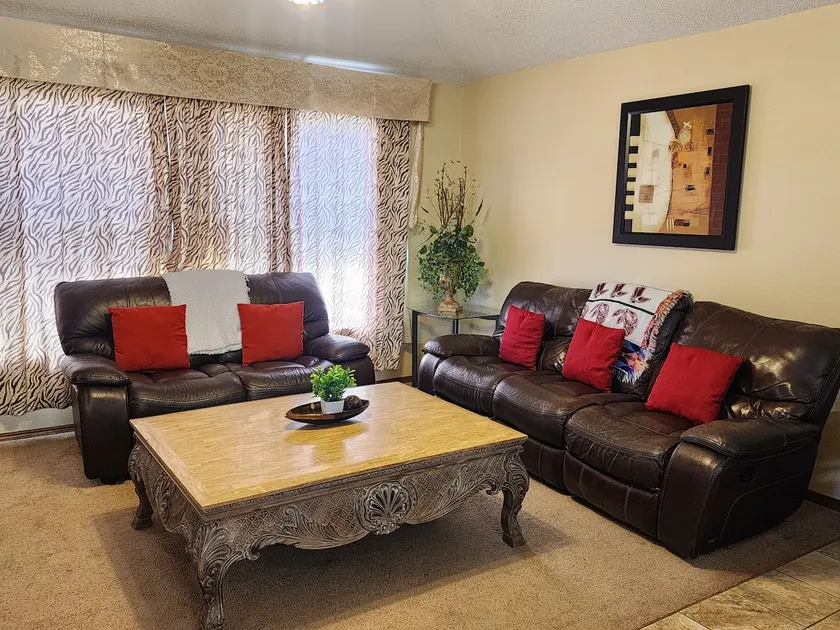 Your Home Away From Home Cozy Spot - 2 Beds 1 Bath - Image 1