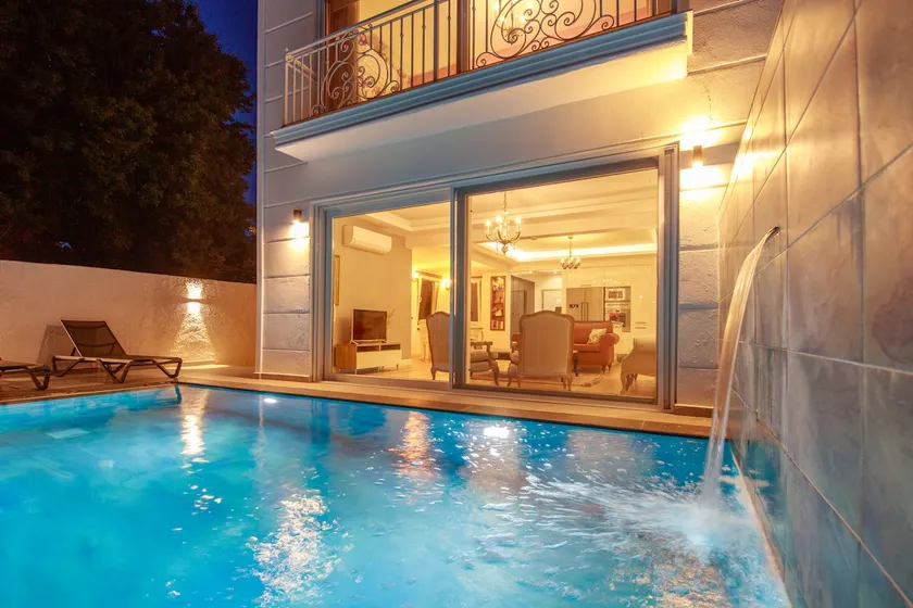 VILLA ATLAS - 4 Bed Villa in the city center, Perfect Sea view - Image 1