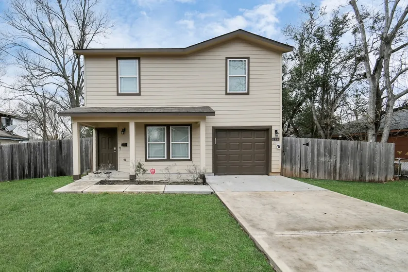 Stylish 3bd/2.5b 15 mins from dtwn and IAH - Image 1