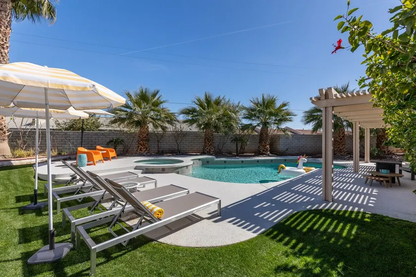 Modern Desert Oasis with Saltwater Pool + Hot tub - Image 1