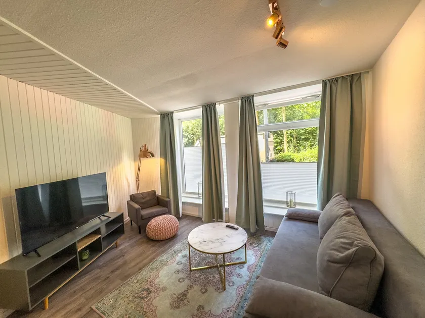 Apartment for 4 guests with parking opportunities - Image 1