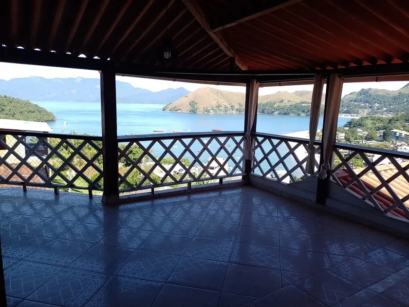 House 2 with ocean view in Conceição de Jacareí. - Image 1