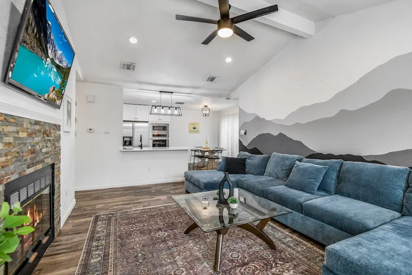 Modern single family home near the Domain, Austin - Image 1