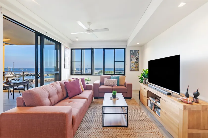 Marina Outlook - Scenic Waterfront Living with Pool - Image 1
