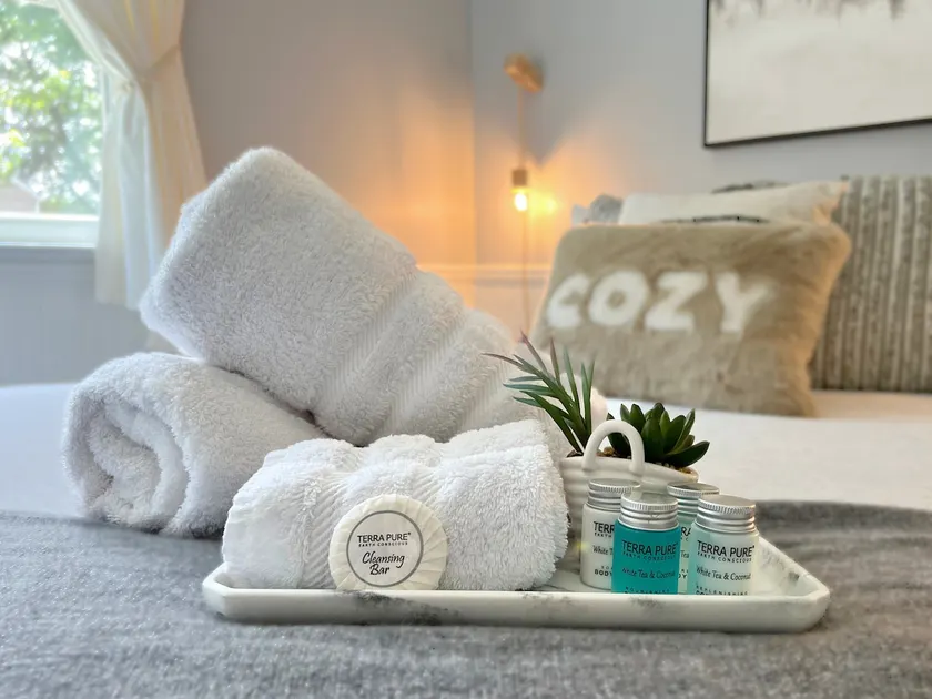 Cozy Beachtown Bungalow perfect for any getaway - Image 1