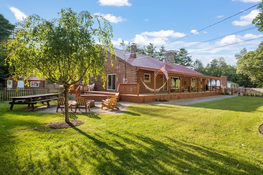 Mad River Cabin – Cozy Retreat Near Skiing, Golf & Nature in Thornton, NH - Image 1
