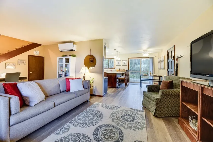 Fern Hill Retreat - Image 1