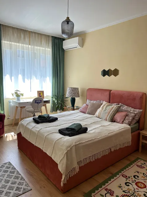 Sofia City Center Escape - Your Cozy Home - Image 1