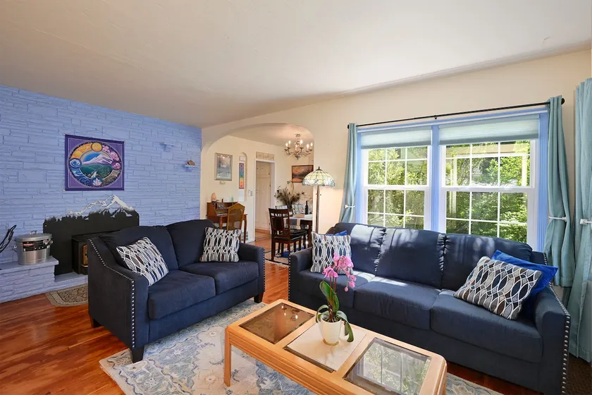 Charming 4BR Home in a Great Downtown Location - Image 1