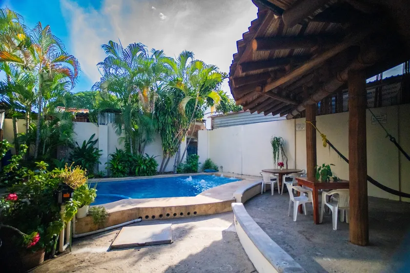 6. Pool with jacuzzi, very comfortable apartment! - Image 1
