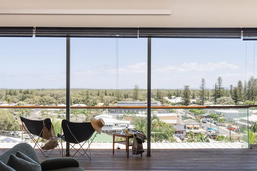 BAY PROPERTIES . The Chill - Image 1