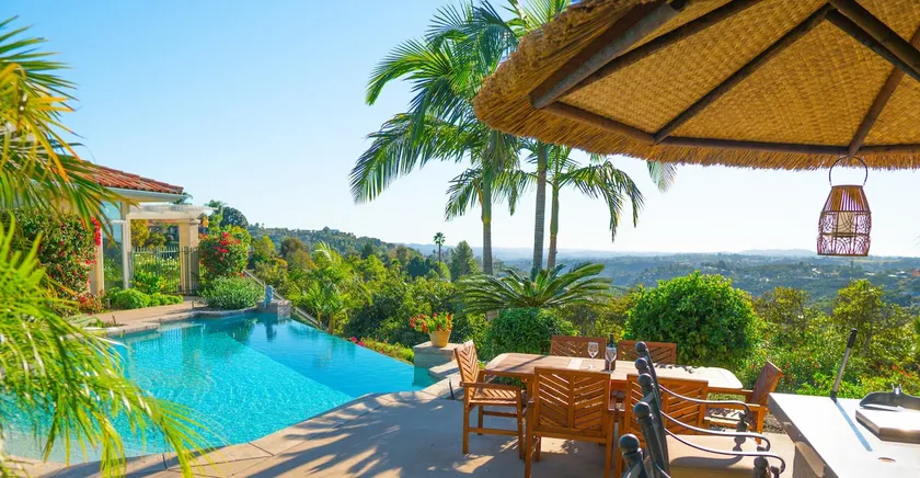 Grand Pacifico - Breathtaking views -Infinity Pool - Wineries - Golf - Beaches - Image 1