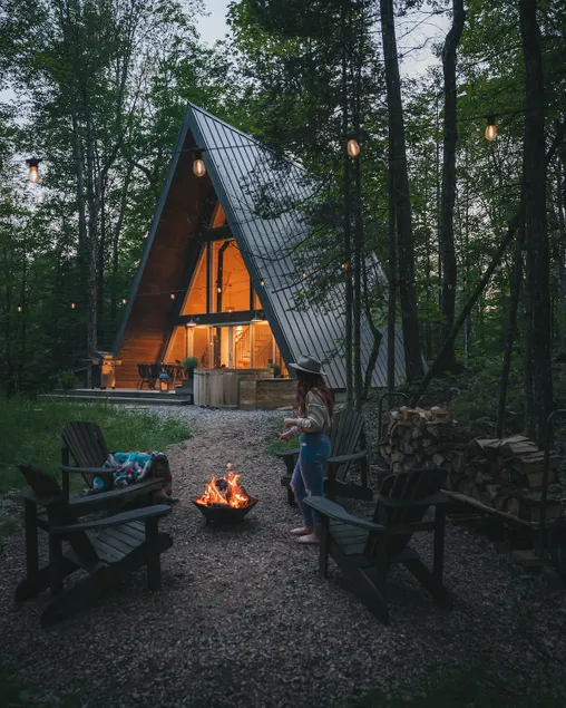 Near water, cedar hot tub, woodstove, firepit - Image 1