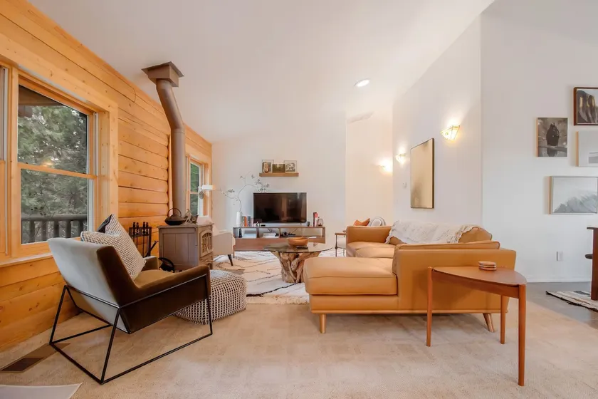 Mountain Retreat - Secluded Getaway Near Yosemite - Image 1