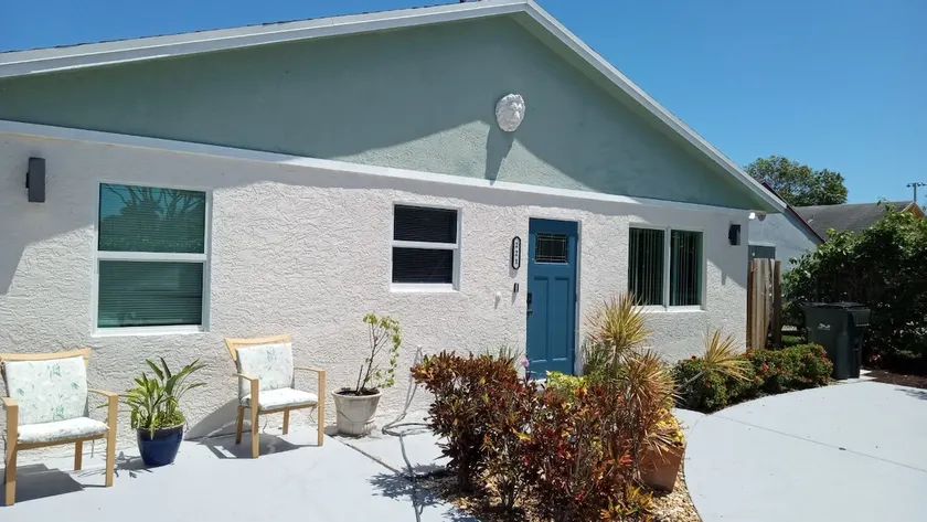 Delray Abode Walk to Ave/Tennis or Bike to Beach - Image 1