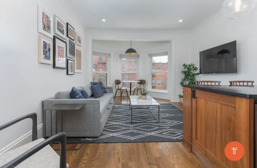 Thatch™ Newbury | One Bedroom | Apt #3 - Image 1