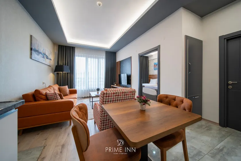 Newly furnished apartment with unlimited internet - Image 1
