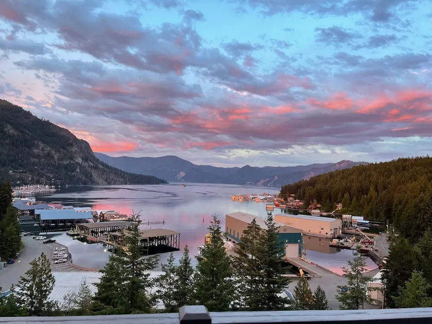 Amazing Views Steps Away from Farragut Park Trails - Image 1