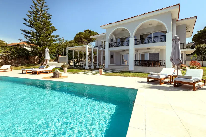 Villa Bala - Seaside Luxury Villa! - Image 1