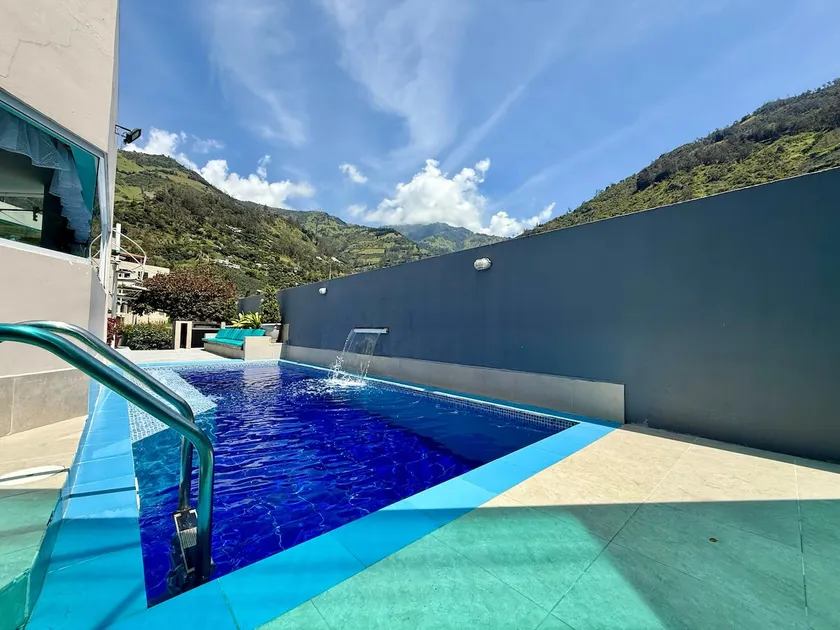House with Private Heated Pool - Image 1