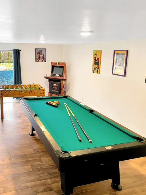Modern 3BR with Game Room - Near HITS & Woodstock - Image 1