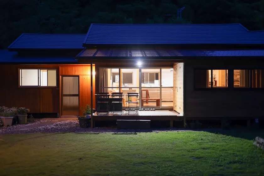 Renovation Open Sale! Log house style house! Family and adult's relaxing stay [Facility over 100 ㎡] - Image 1