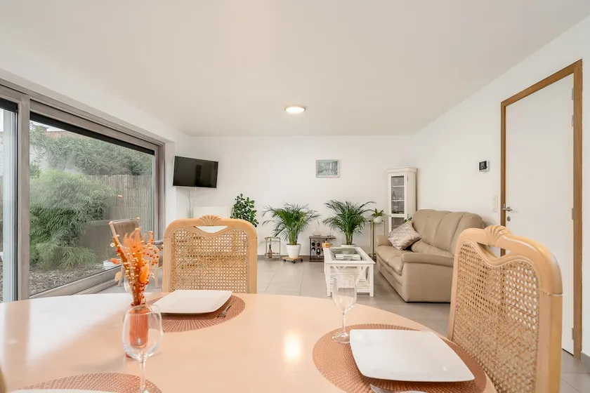 ROES: house with sauna & parking near city centre - Image 1