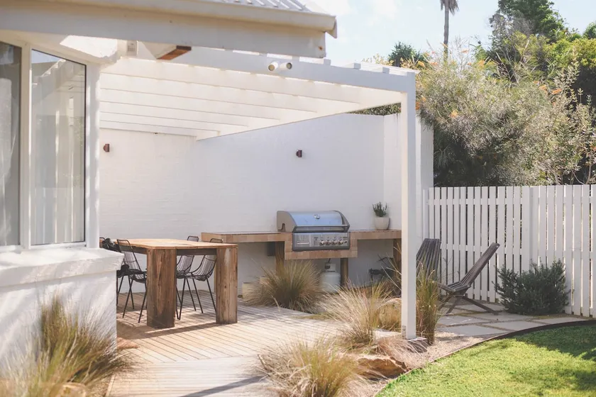 The Beach Ranch - Corner Garden Apartment - Image 1