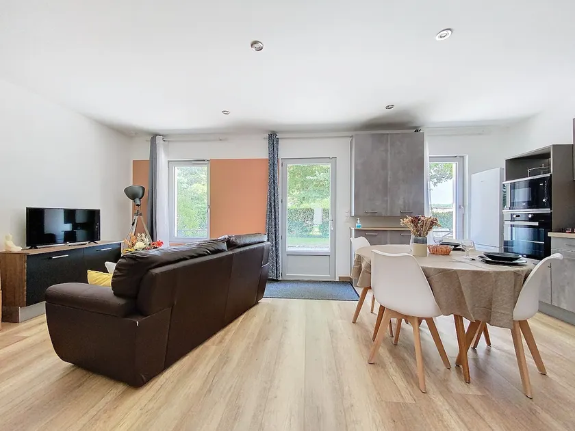 Quiet, air-conditioned 4-person apartment in Sauternes - Image 1