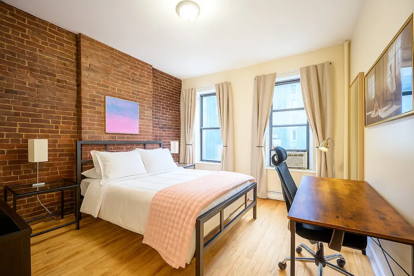 2BR Retreat Near Parks and Museums on East Side - Image 1