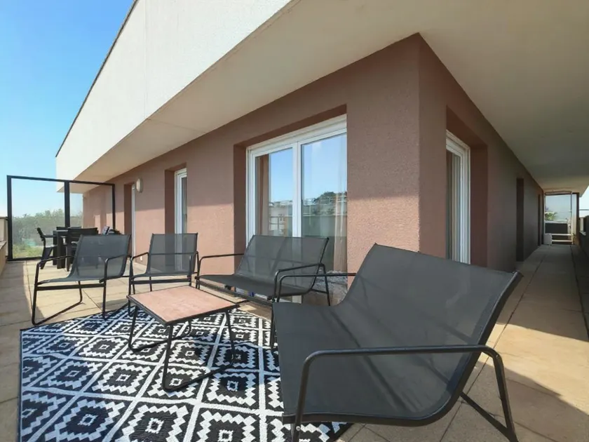 Escale horizon 2 bedroom apt near Orly airport - Image 1