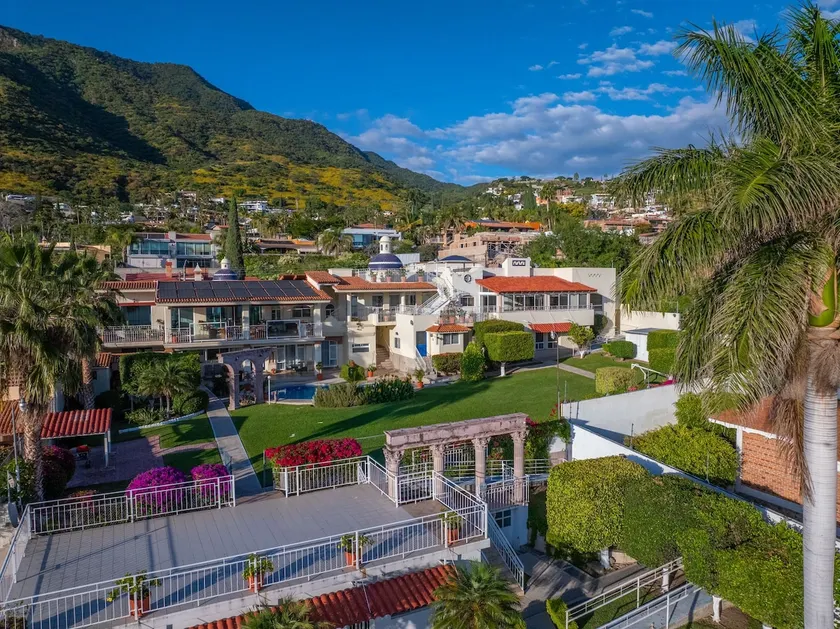 Beautiful view house - Image 1